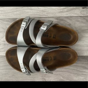 7/8 woman’s Birkenstock’s